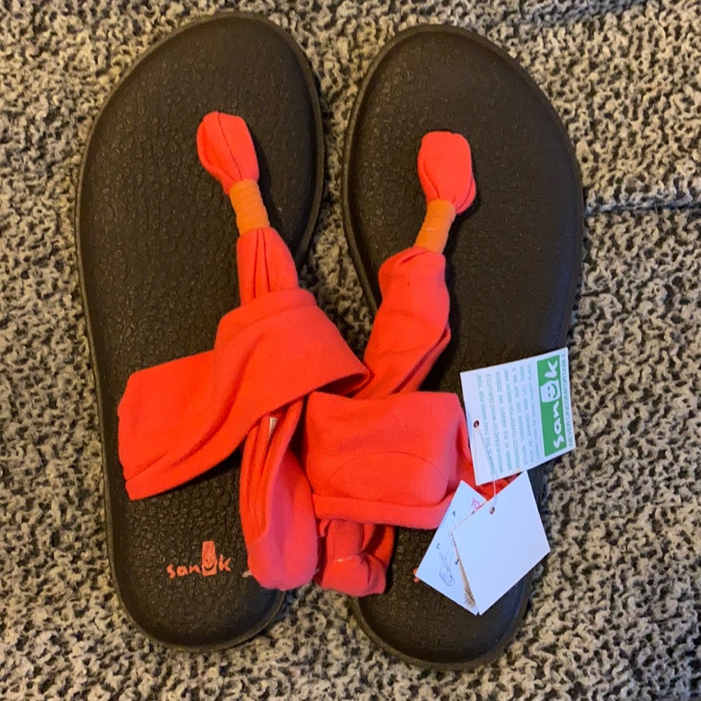 Sanuk sandals